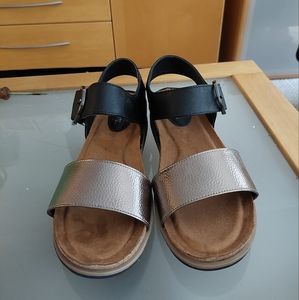 Eürosoft by Sofft sandals, 8.5